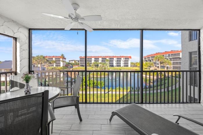 Pointe Santo D27 condo