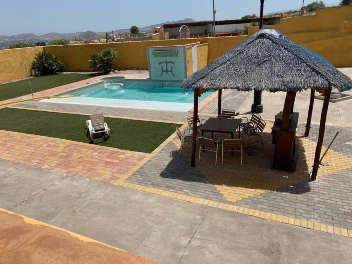 Cortijo con Piscina Privada para 20 personas