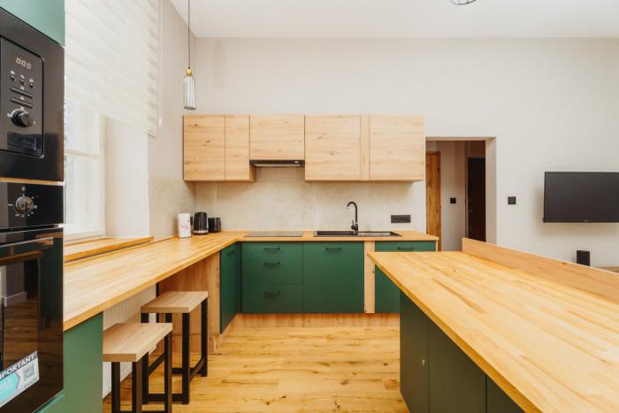 Green Apartment - Old Town