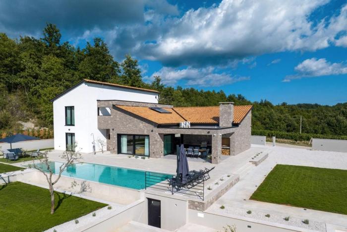 Villa Angelina by Villsy