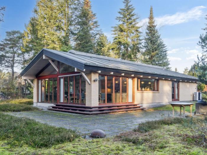 Holiday Home Jorid - from the sea by Interhome