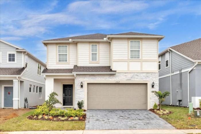 7 Bedrooms55 Bathrooms Windsor Island 1937Sd