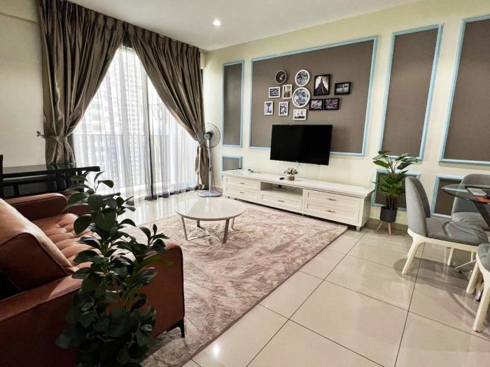 PARIS iCity ITQAN Homes 8pax,Netflix,Coway,Parking