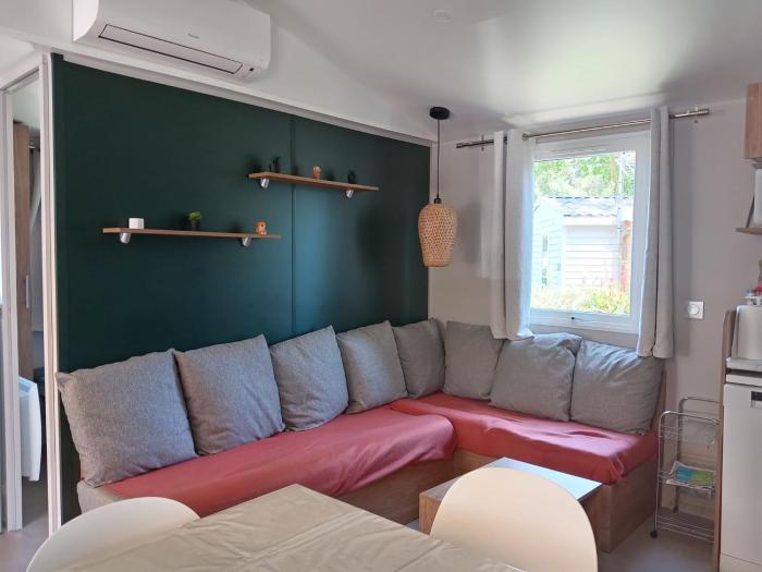 MH 229 2 chambres et 1 salle de bain dans camping 4 étoiles avec parc aquatique