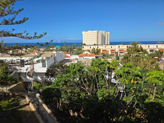 Apartment Jacaranda 2 by sea and beach, pool, very central, dishwasher, Wifi, fantastic seaview