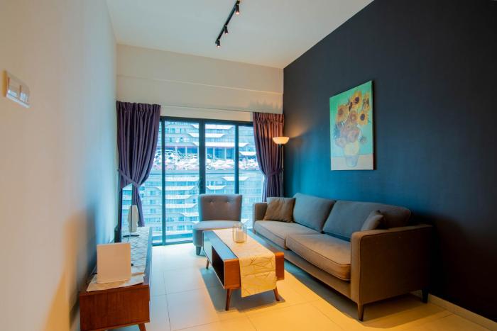 Reizz Residence by Greenhome
