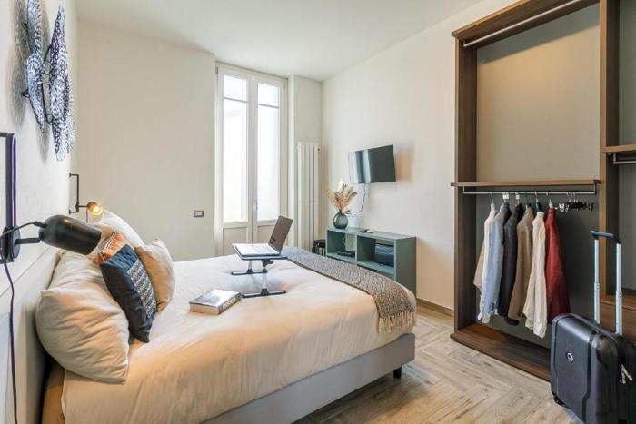 Milano Malpensa 2 min - Suite With Wifi, AC, Free Park