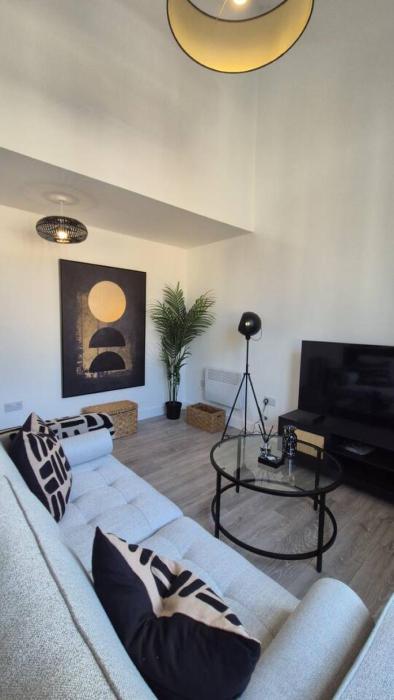 Flat 6, Cupar Apartments.