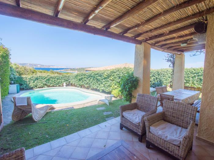 Villa Fiore con Piscina e Vista Mare