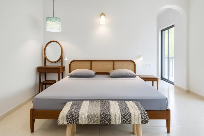 Modern Coastal Stay Airy 1BHK with Balcony