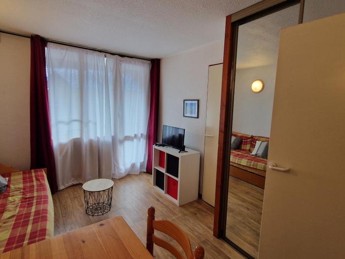 Studio avec balcon, wifi et animaux admis à Valfréjus - FR-1-561-2