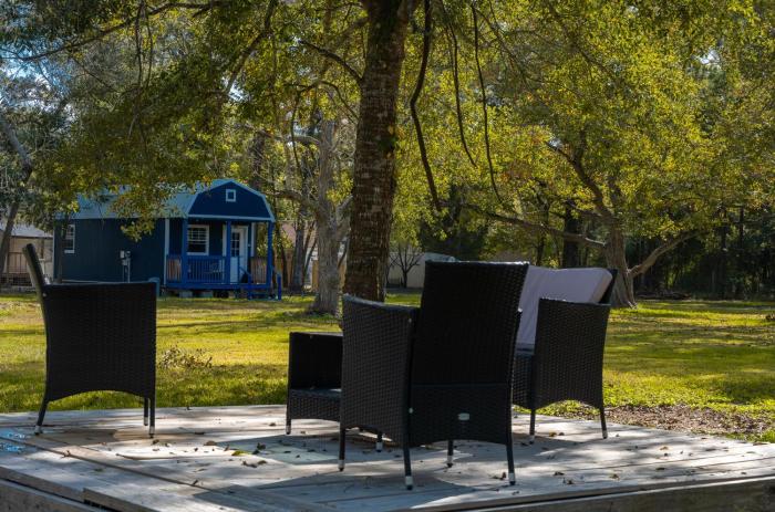 Alvin withserenity and bliss and yet close dearly