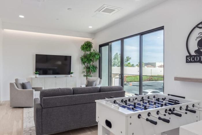 Modern Luxury at Skysong