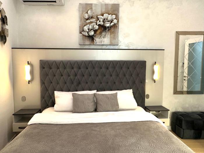 Bellamy - Cozy studio apartment with Parking garage