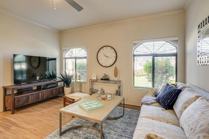 Patio and Community Perks Stylish Scottsdale Escape