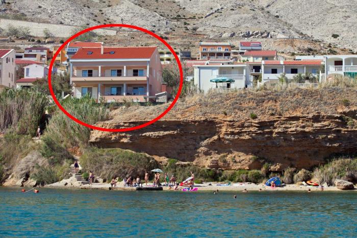 Apartments by the sea Pag - 9201