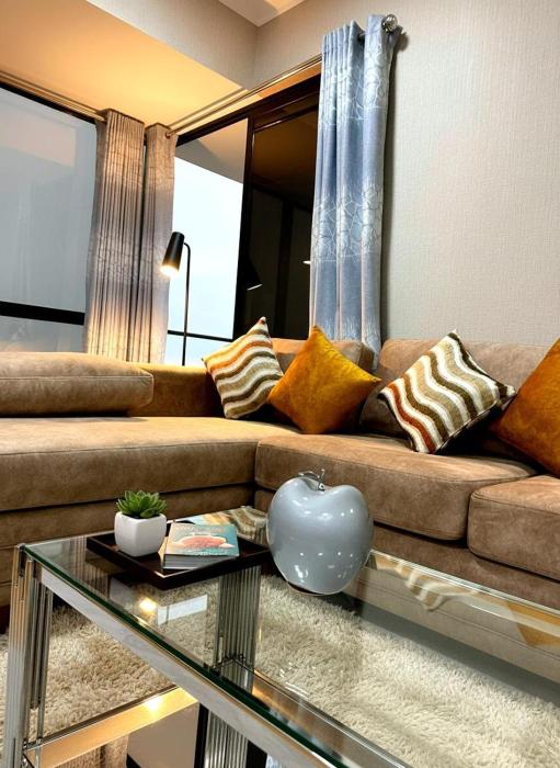 Perfect Balance Rest and Work Study Oceanfront