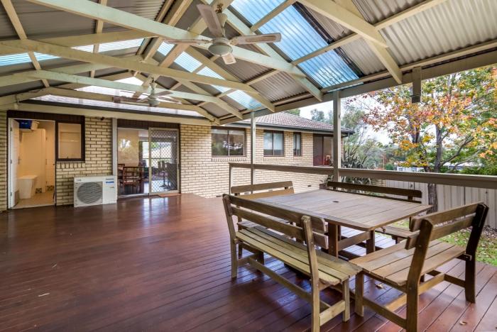 Spacious and Restful Holiday Home with Backyard