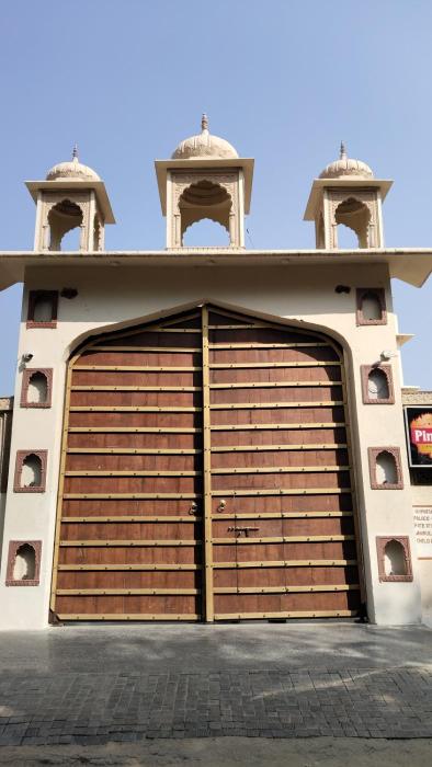 Pink Mahal Hotel & Resort