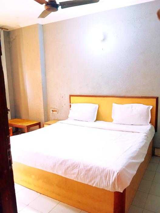 Hotel Queen Palace Guest House