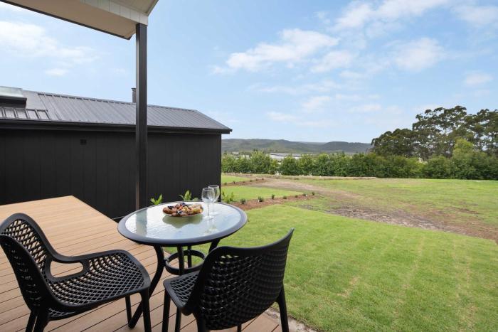 Lemon Myrtle Villa - Scenic Views, AC, 20mins to Coolum Beach