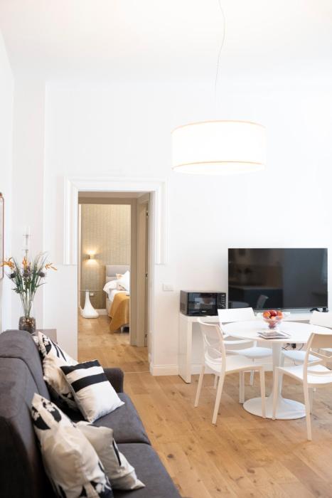 Cavour Suite in the center of Florence