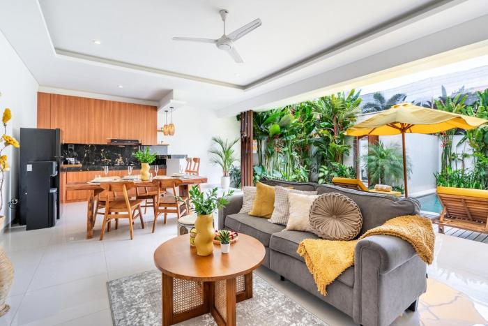 Niraya Haven-Golden Leaf Cemagi