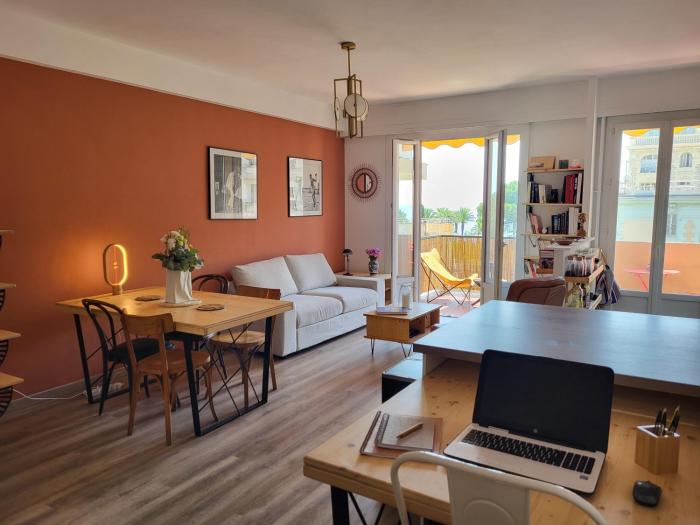 2P cosy avec terrasse, vue mer & plages à pied