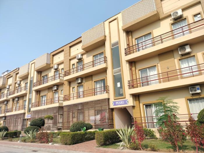 Pearl suites at omaxe eternity near prem mandir