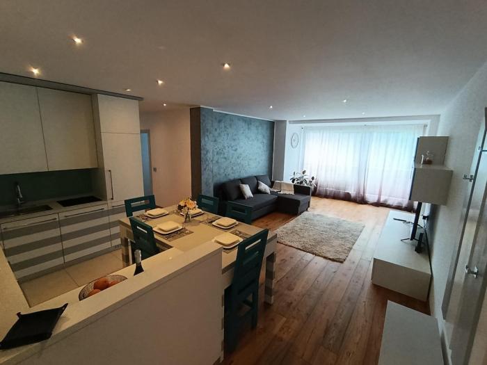 Casa Evelina con Parcheggio esterno e Garage gratis, appartamento con idromassaggio per due