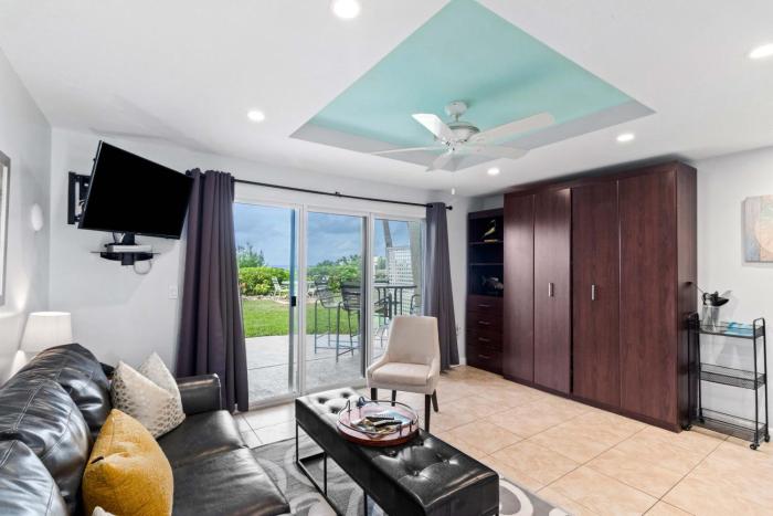 The Beach on Longboat Key #106