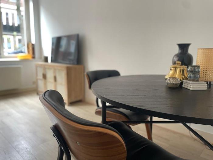 Cozy winter stay in Amsterdam with garden