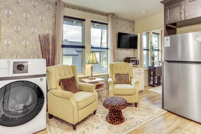 Extended PNW Retreat in Historic Dtwn Anacortes!