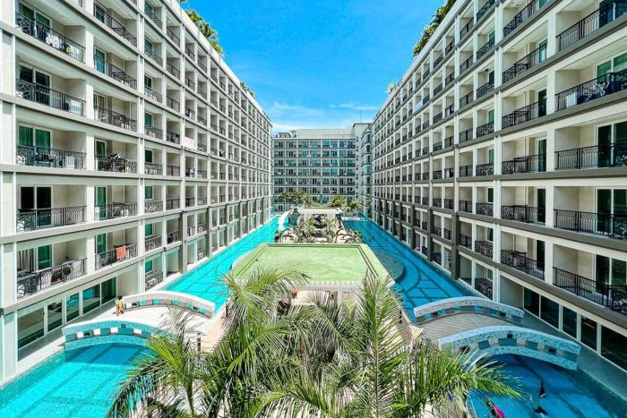 Luxury 1BR Resort-Style Suite at Dusit Grand Park 2-5 Mins to Beach