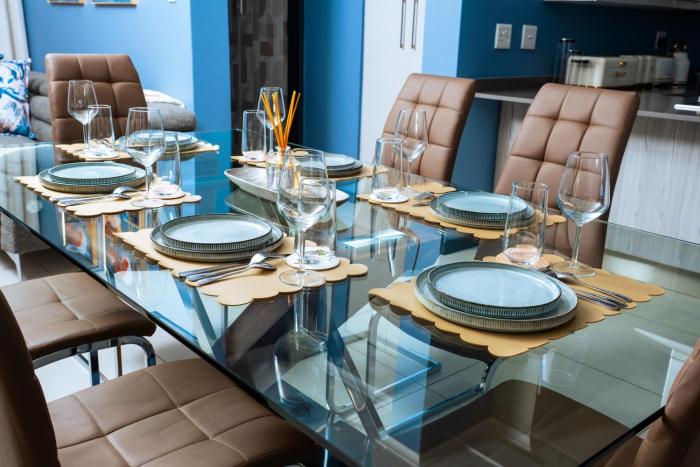 Fully Equipped Modern 2-Bedroom