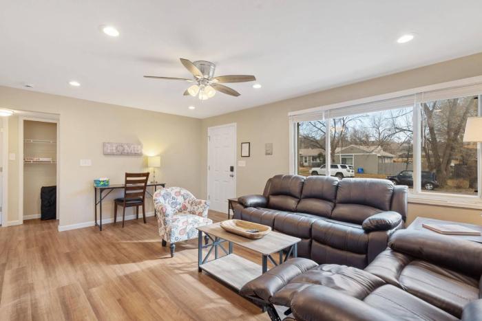 Westside Gem Minutes from It all!