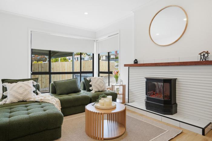 Hobart Family Home near Airport & City