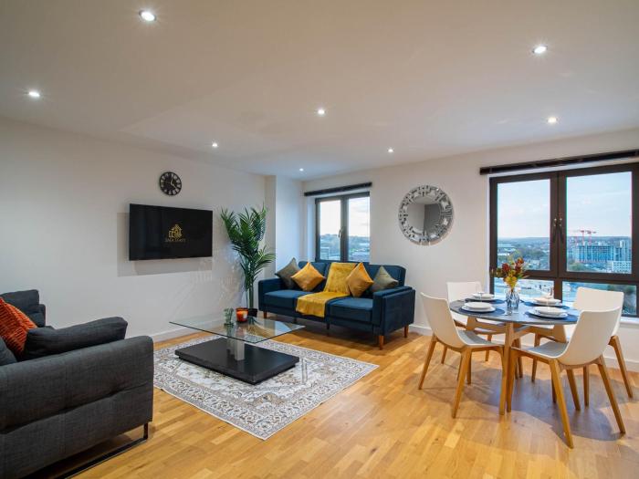 Leeds River Aire 2 Bed Apartment Near Station