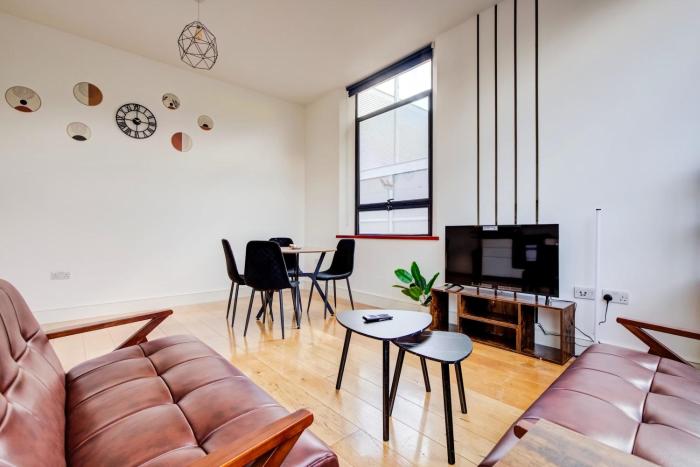 Wembley 2BR Apartment with Free Parking