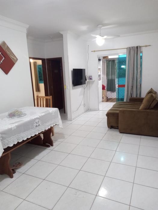 Apto Praia Ingleses e Santinho, super bem localizado