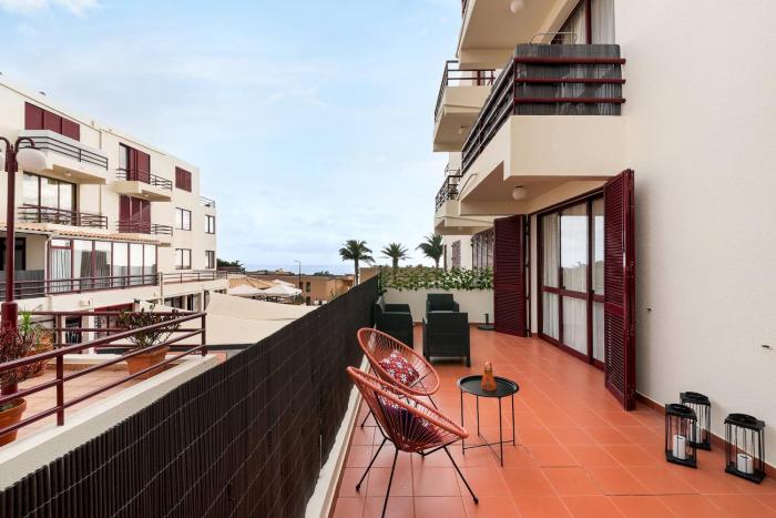 R&V Paradise by GALMI