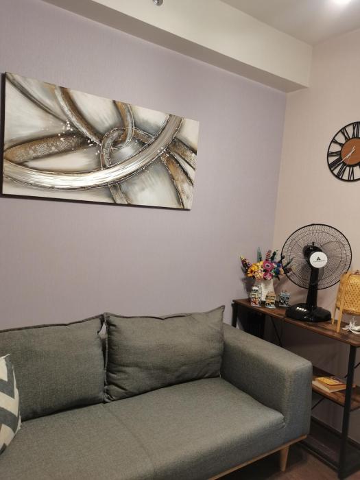 Cozy Makati Hideaway Walk to Malls