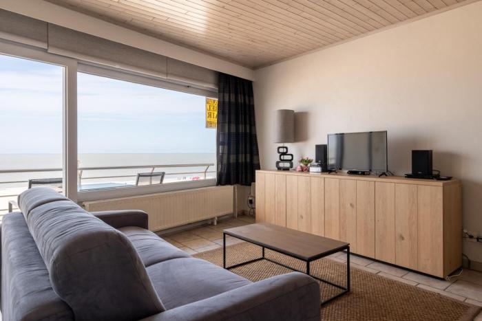 BEL AIR HOLIDAY - Cosy Studio with Amazing Seaview T6