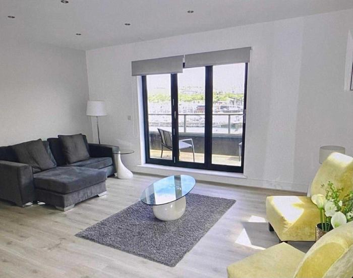 Bardywell Penthouse - 2 Bedrooms - Sleeps 4