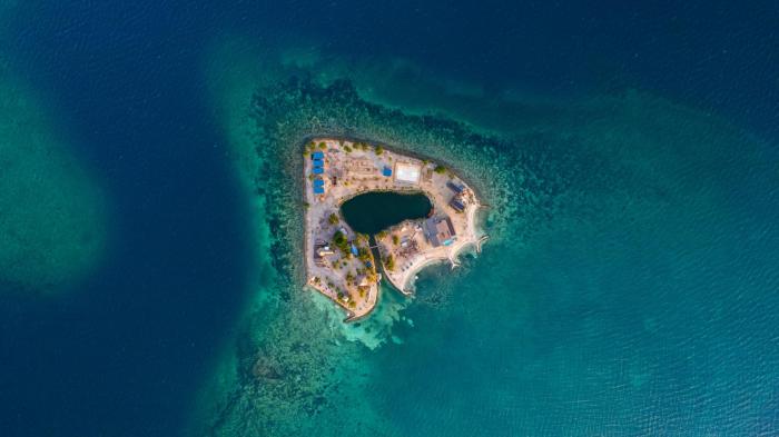 Bullock Island, Belize