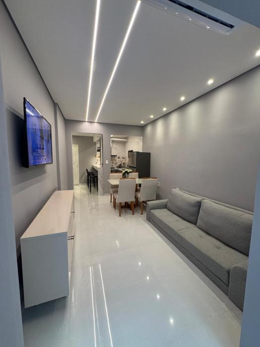 Apartamento Moderno 2 minutos da praia de copacabana