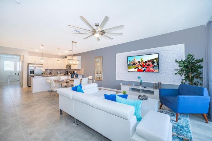 8861-104EL CHAMPIONS GATE,CONDO + GAME ROOM