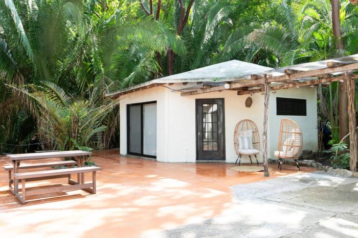 Sanctuary - 1 bedroom Main House