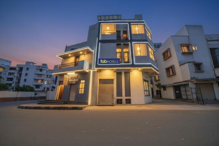 FabHotel SK