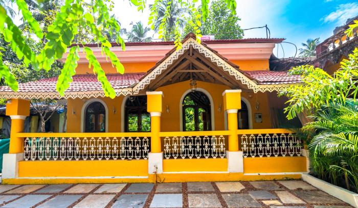 Goan Portuguese house in Calangute - Casa De HAC